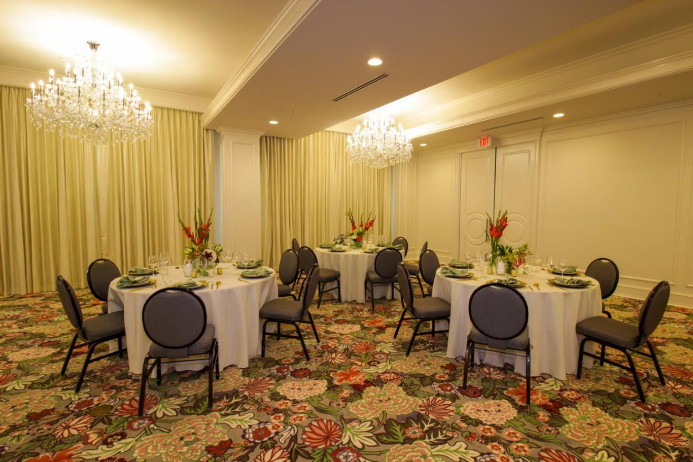 The Oliver, Hotel 4*