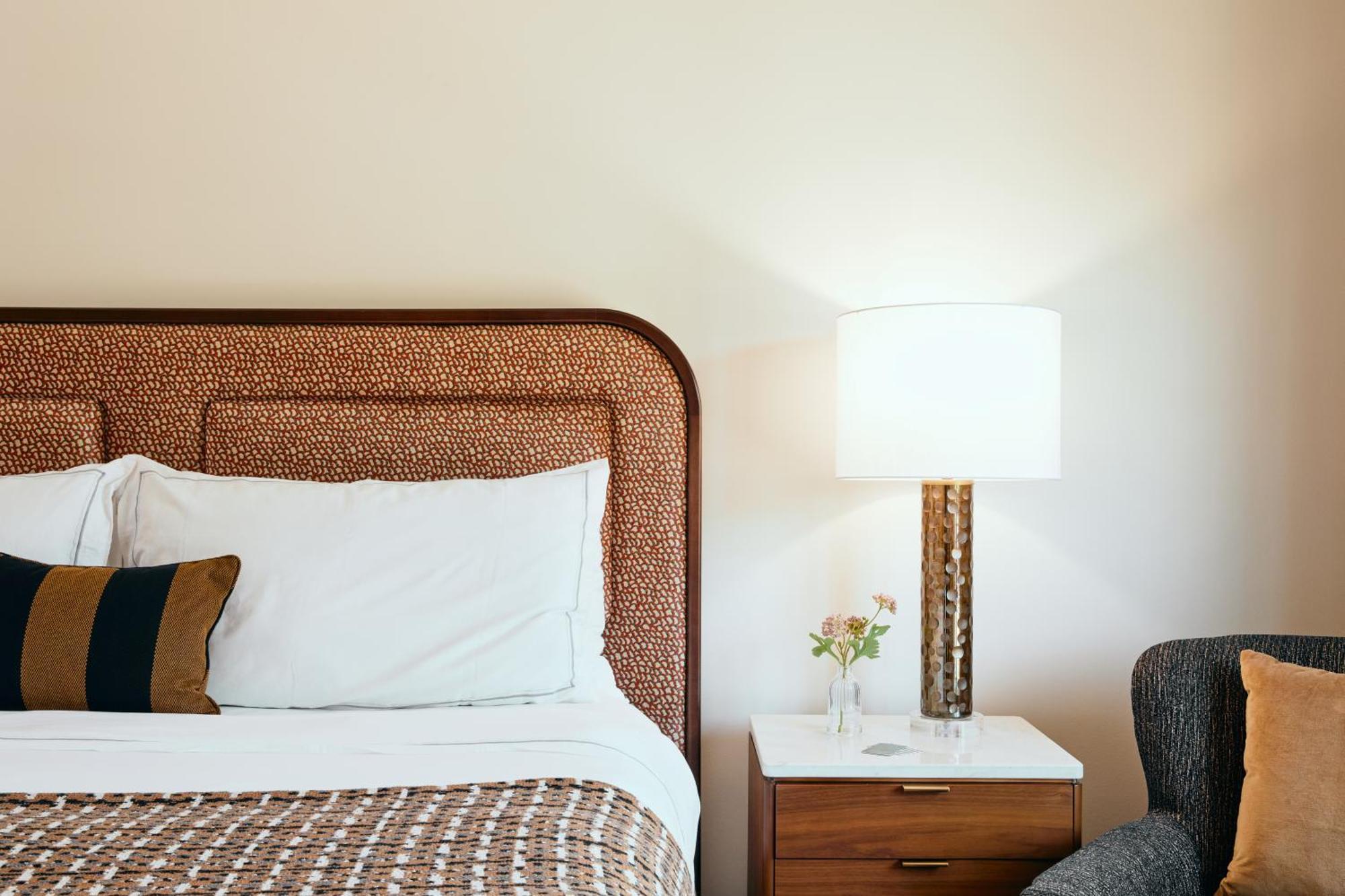 The Oliver, 4*