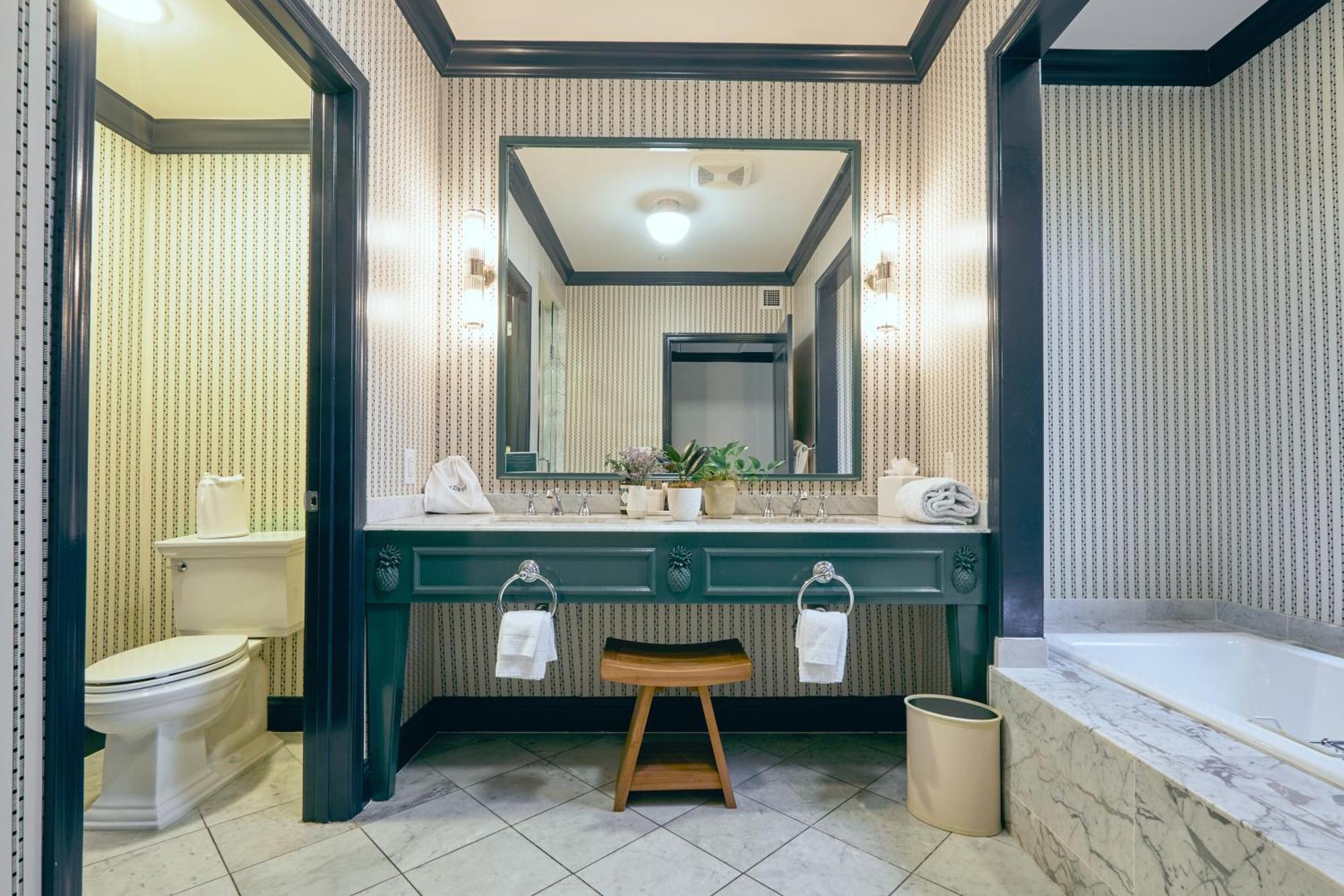 Hotel The Oliver,